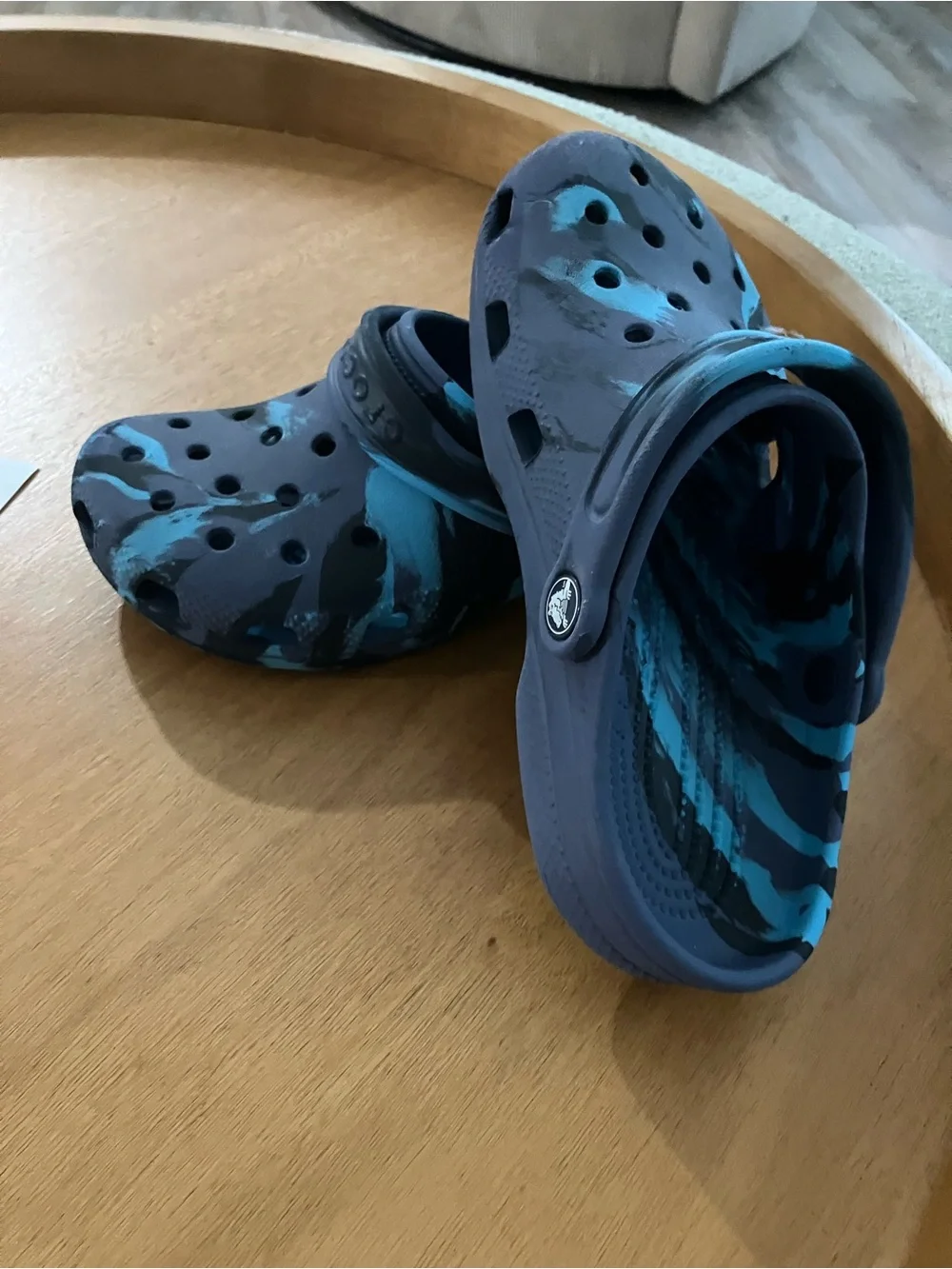 CROCS Kids Marble-Print Clog in Navy and Light Blue